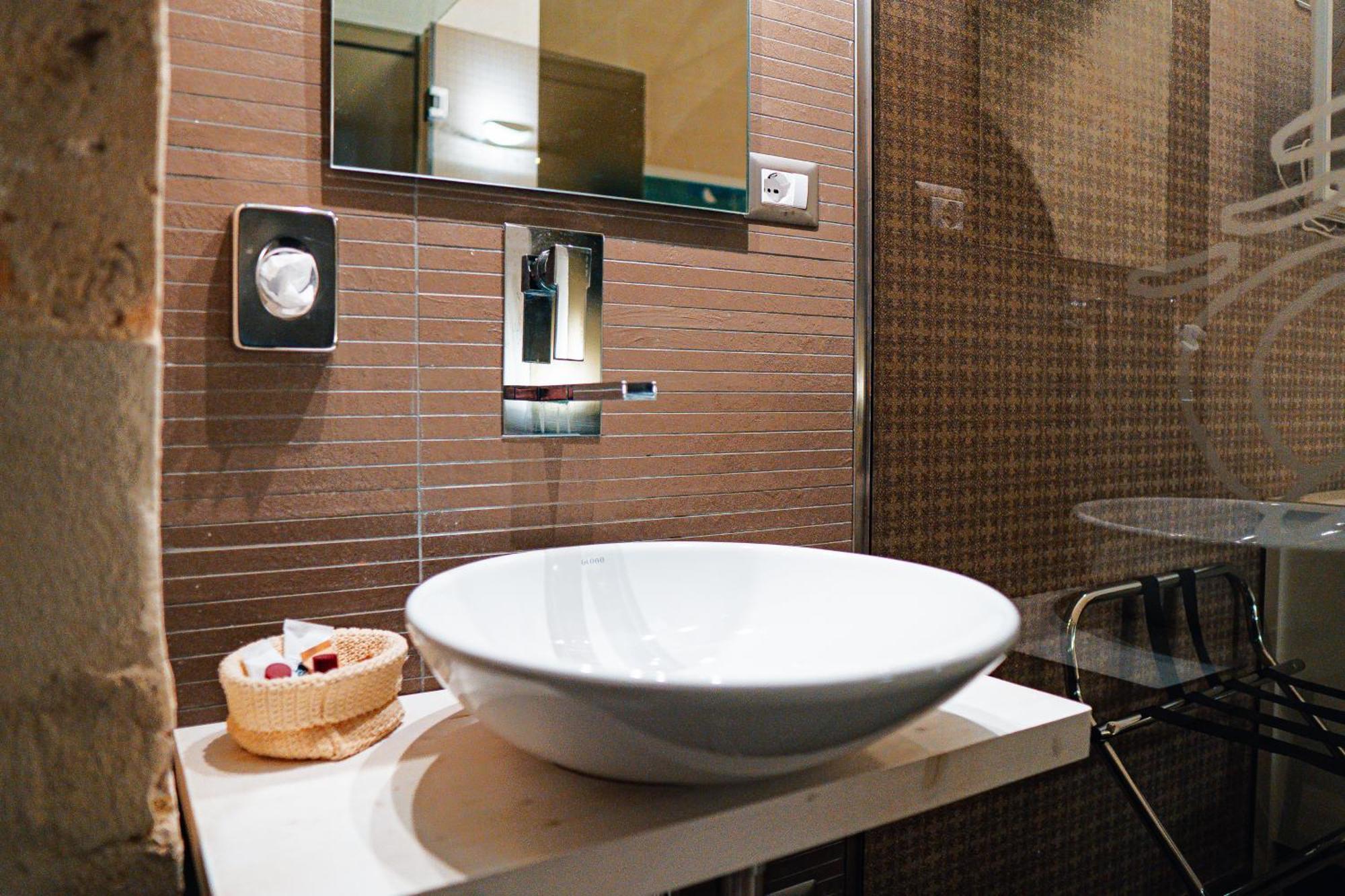 Ai Quarti Sottani Hotel มาเตรา ภายนอก รูปภาพ