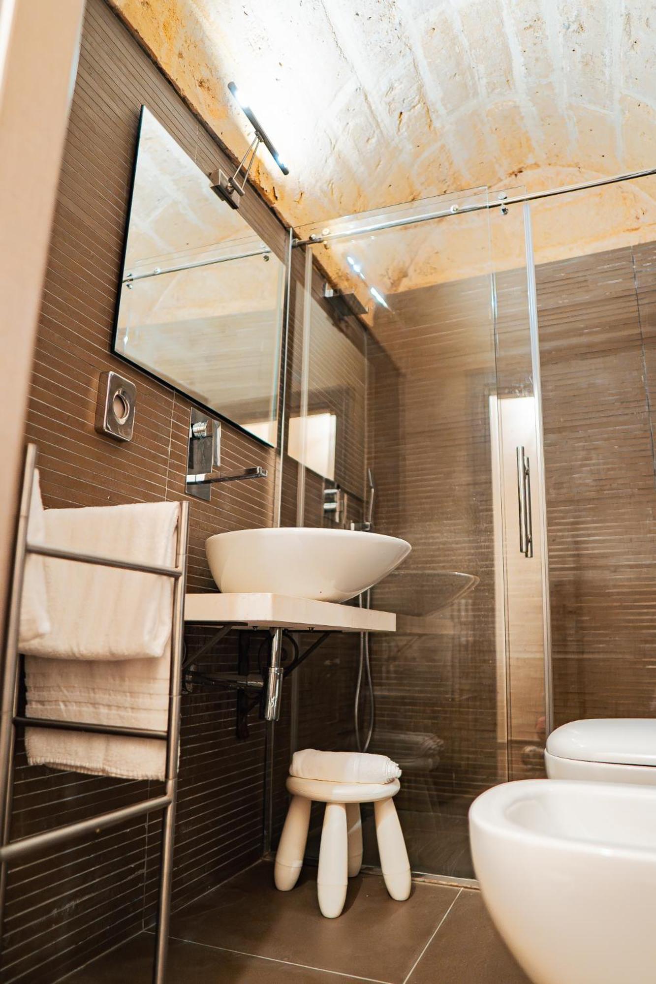 Ai Quarti Sottani Hotel มาเตรา ภายนอก รูปภาพ