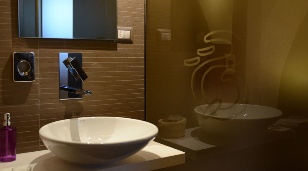 Ai Quarti Sottani Hotel มาเตรา ภายนอก รูปภาพ