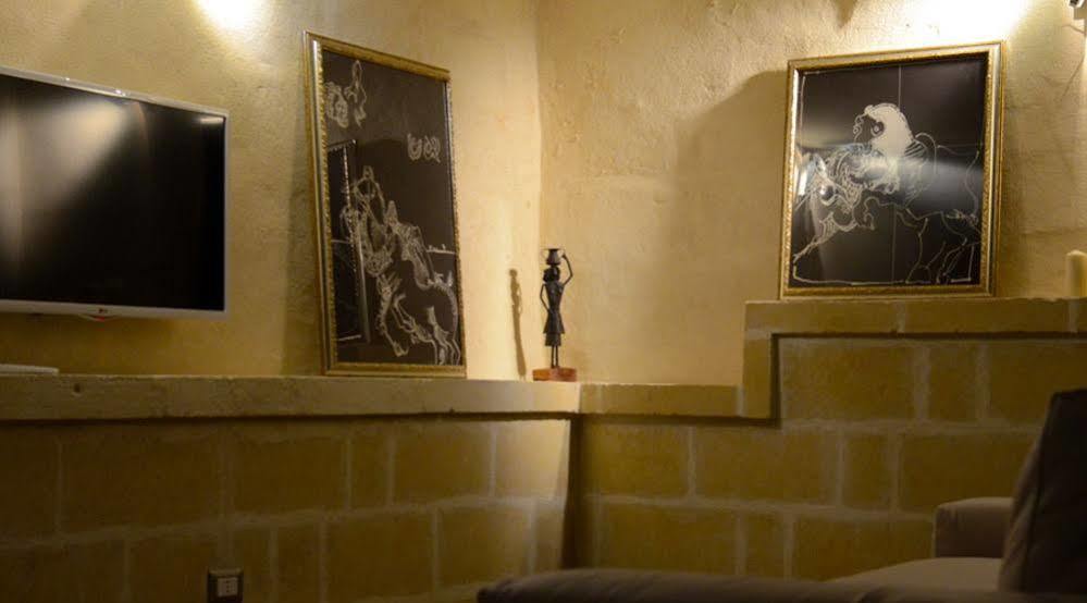 Ai Quarti Sottani Hotel มาเตรา ภายนอก รูปภาพ