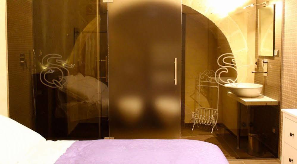Ai Quarti Sottani Hotel มาเตรา ภายนอก รูปภาพ